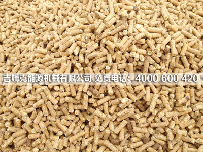 實拍260型飼料顆粒（lì）機製粒（lì）效果